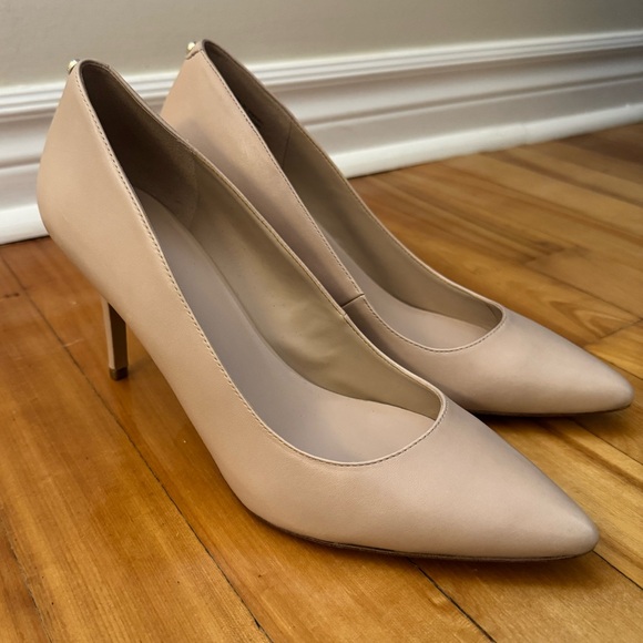 Beige Stiletto Pointy Heels - ALDO - Size 10 - Picture 2 of 9